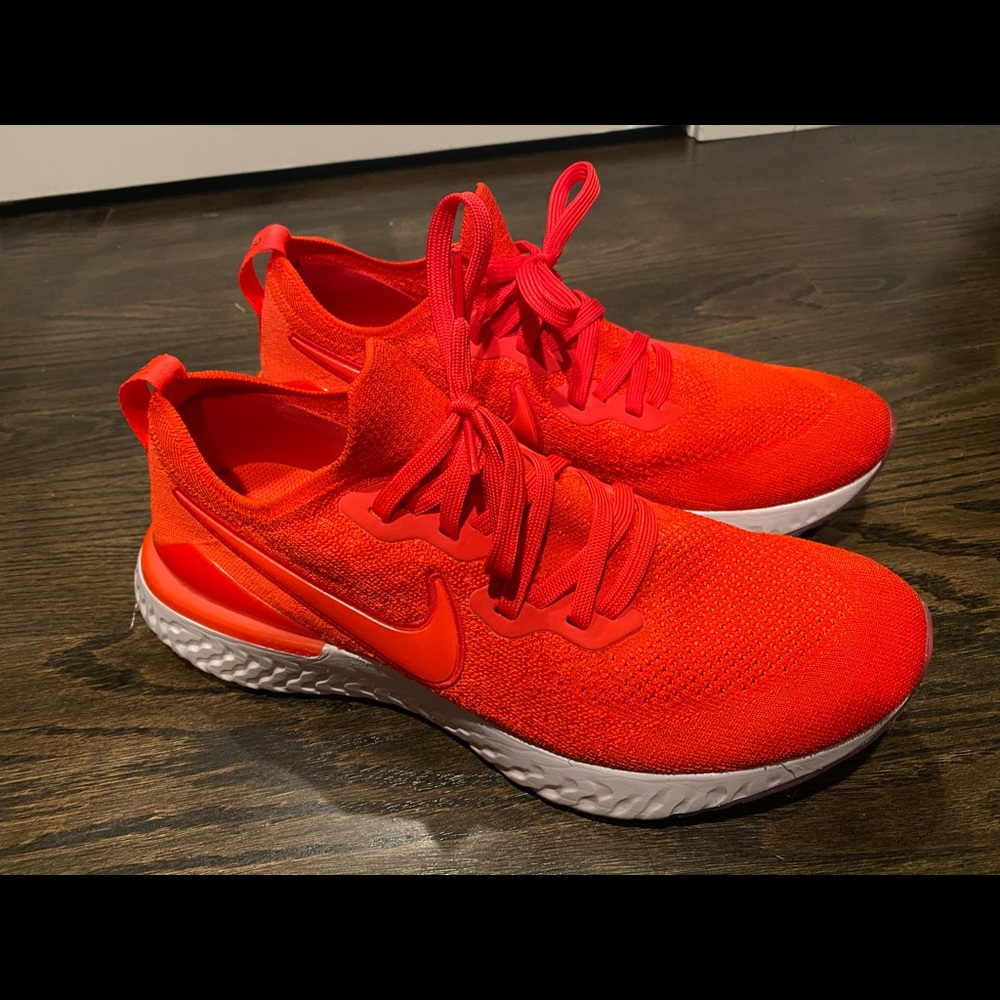 Nike Epic React Flyknit 2